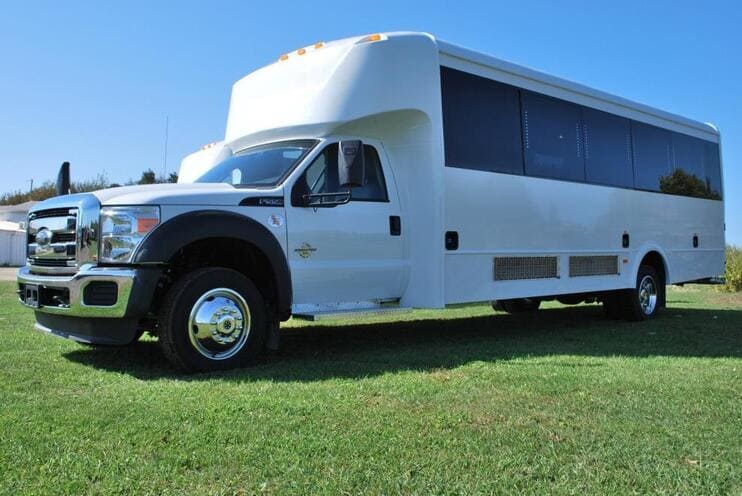 Flagstaff 15-35 Passenger Minibuses